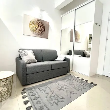 Apartment Les Pins Pinede Sector - 2 People Juan-les-Pins